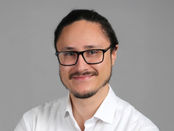 alexander-hagner-portrait